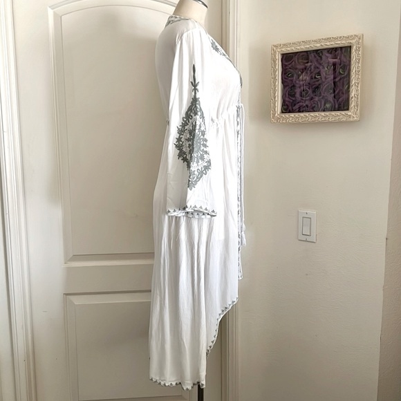 R. Vivimos / High~Low Embroidered Dress / Boho - Picture 5 of 16